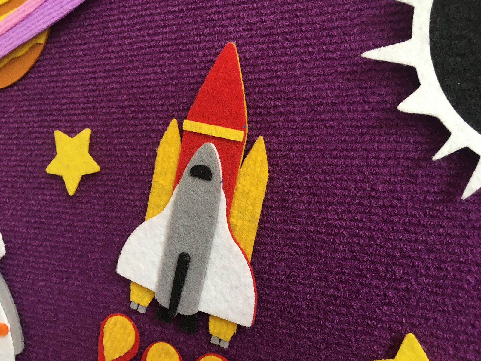 🚀 “Space Stories” Felt Storyboard Play Set for Children’s Early Learning and Development