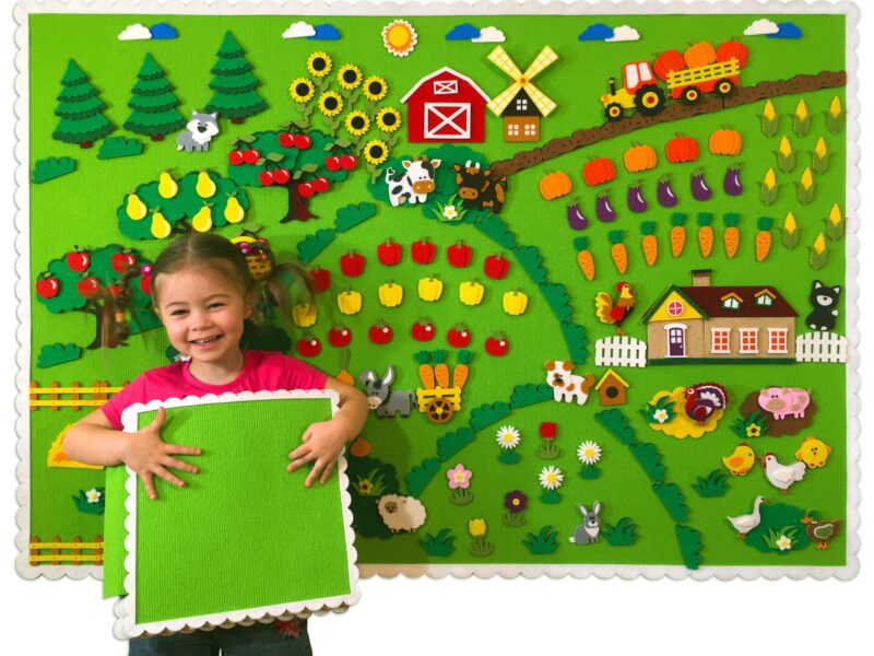 🐷 “Farm Stories” Premium Felt Storyboard Play Set for Children’s Early Learning and Development